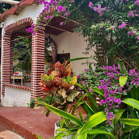 Delias Trailer Park Hotel Rincon de Guayabitos Exterior photo